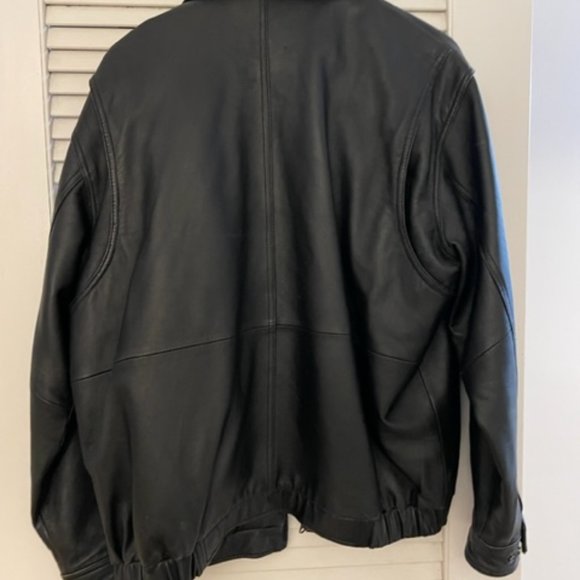 leather jacket - Picture 3 of 3